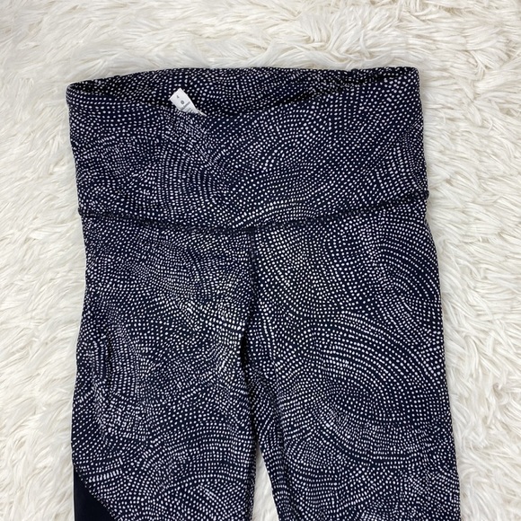 Lululemon Speed Wunder Tight *Asym Free Spirit Ice Grey Black / Black - Picture 3 of 6